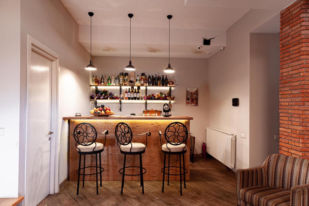 Hotel Winoterra Tbilisi Luaran gambar