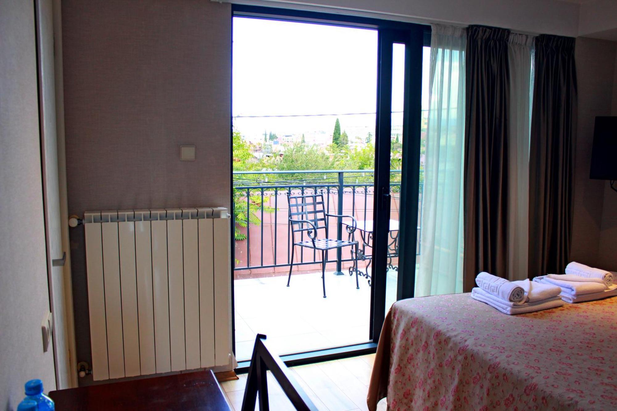 Hotel Winoterra Tbilisi Luaran gambar